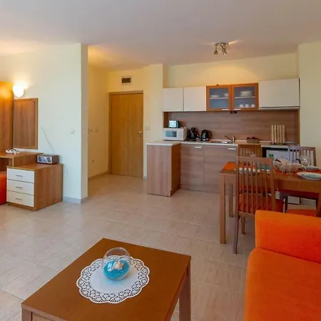 Studio In Polo With Kitchen Wifi Dv * Слънчев бряг